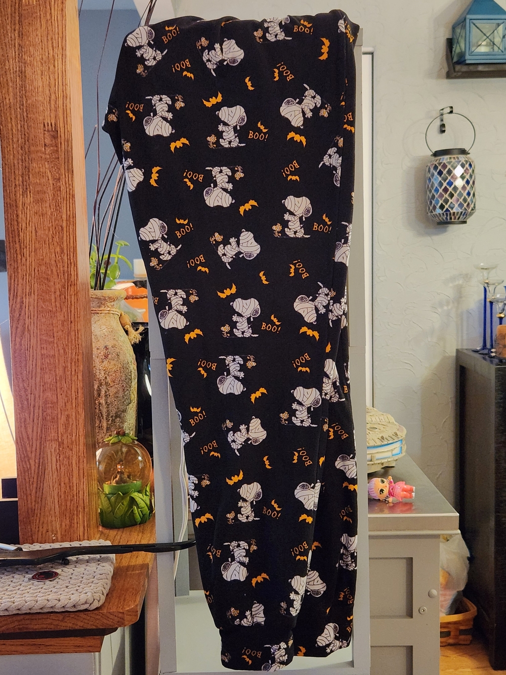 Halloween Snoopy As Mummy Print Pajama Pants - Black